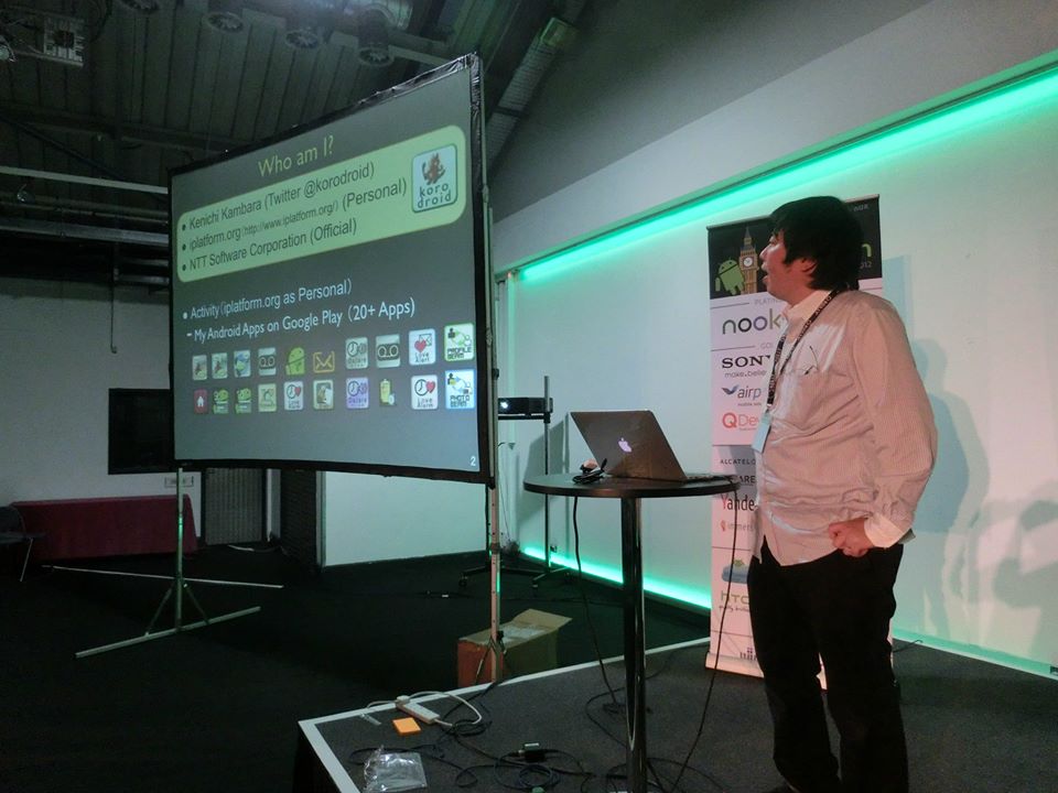 Droidcon London 2012で講演する神原さん