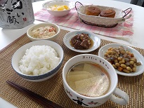 良い一年にするために、非常食と寄付を考えよう